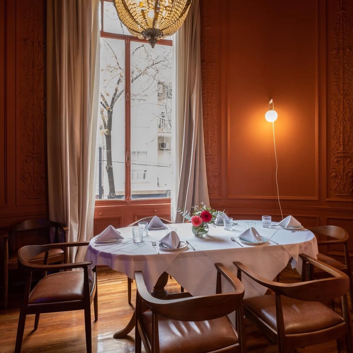 Sala íntima de Amayta